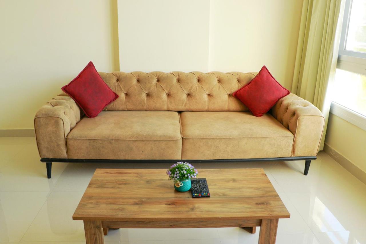 Almansor Furnished Apartment 3 Salalah Eksteriør billede